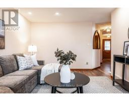 389 MAPLE AVENUE - 12
