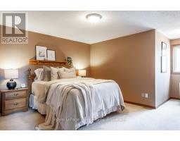 389 MAPLE AVENUE - 29