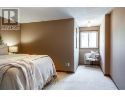 389 MAPLE AVENUE - 30