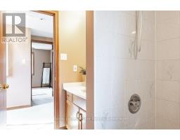 389 MAPLE AVENUE - 33
