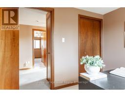 389 MAPLE AVENUE - 35