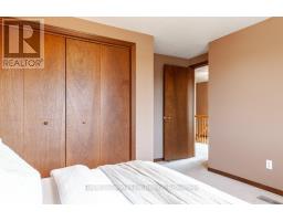 389 MAPLE AVENUE - 37