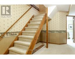 389 MAPLE AVENUE - 38
