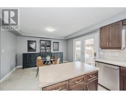 28 - 714 WILLOW ROAD - 24