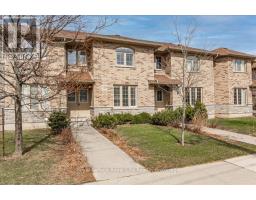 28 - 714 WILLOW ROAD - 5