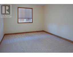 20 RIDGEWOOD CRESCENT - 15