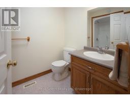 20 RIDGEWOOD CRESCENT - 16
