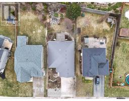 20 RIDGEWOOD CRESCENT - 33
