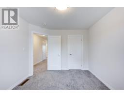 4 BRAUN AVENUE - 26