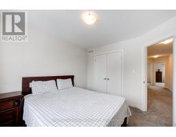 4 BRAUN AVENUE - 37