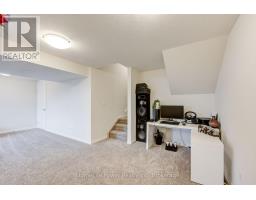 4 BRAUN AVENUE - 39