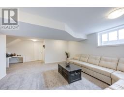 4 BRAUN AVENUE - 41