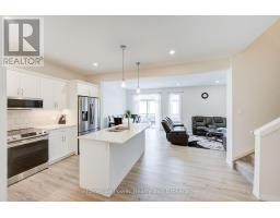 4 BRAUN AVENUE - 8