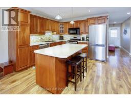 43 ABRAHAM DRIVE - 11