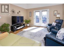 43 ABRAHAM DRIVE - 9