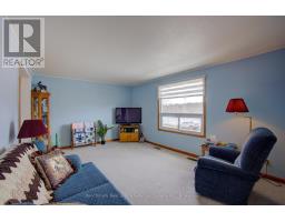 333 WELLINGTON STREET S - 6