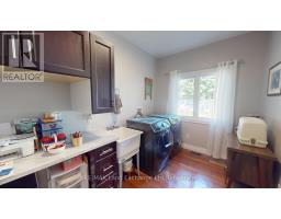 661 GLORIA STREET - 21