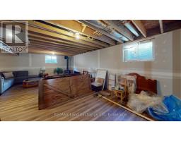 661 GLORIA STREET - 32