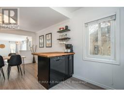 168 HOPE STREET E - 21