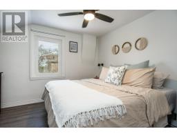 168 HOPE STREET E - 35
