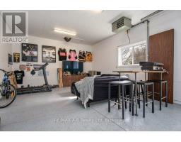 168 HOPE STREET E - 38
