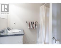 153 THAMESVIEW CRESCENT - 39