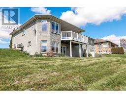 153 THAMESVIEW CRESCENT - 40