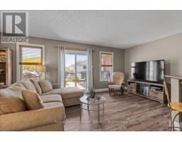 83 BELL COURT - 10