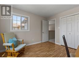 83 BELL COURT - 18