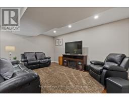 83 BELL COURT - 27