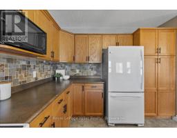 83 BELL COURT - 9