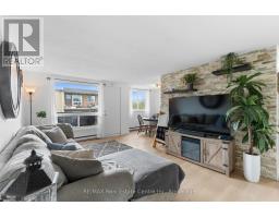 305 - 4 AVALON PLACE - 18