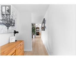 305 - 4 AVALON PLACE - 22