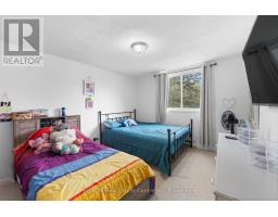 305 - 4 AVALON PLACE - 26