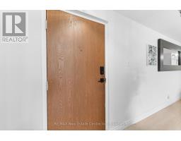 305 - 4 AVALON PLACE - 5