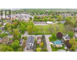 14 RIVERSIDE DRIVE W - 11