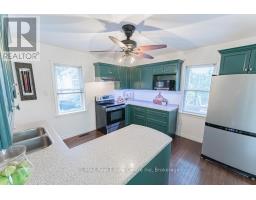 14 RIVERSIDE DRIVE W - 18