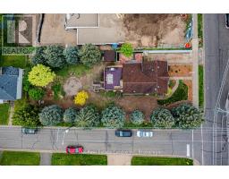 14 RIVERSIDE DRIVE W - 36