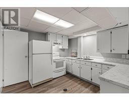 52 BURKE STREET - 23