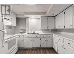 52 BURKE STREET - 24