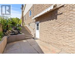52 BURKE STREET - 27