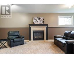 184 ANDERSON LANE - 35