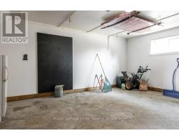 184 ANDERSON LANE - 6