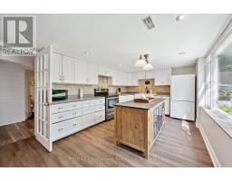 27 NORFOLK AVENUE - 17