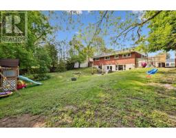 27 NORFOLK AVENUE - 32