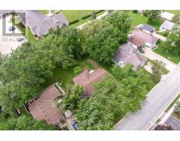 90 INGERSOLL STREET - 39