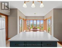 303 ALBERT STREET - 17