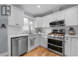 9 PARKHAVEN CRESCENT - 13