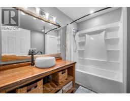 9 PARKHAVEN CRESCENT - 16