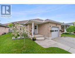 9 PARKHAVEN CRESCENT - 2